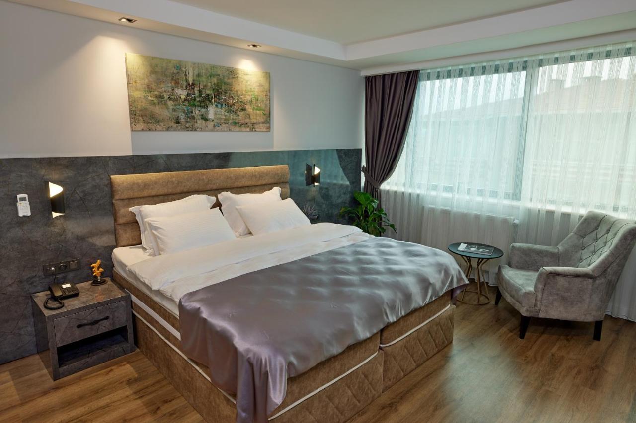 The Bold Hotel Istanbul Bagian luar foto