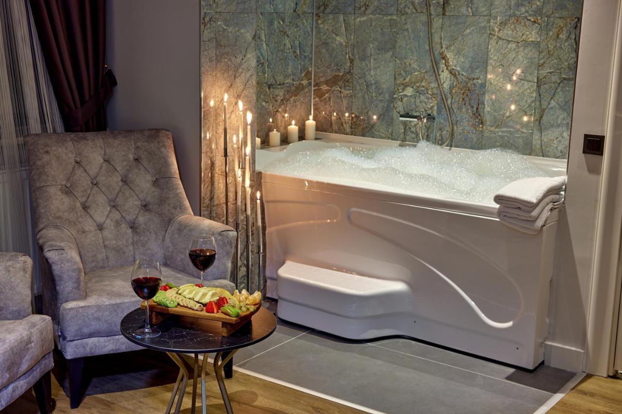 The Bold Hotel Istanbul Bagian luar foto